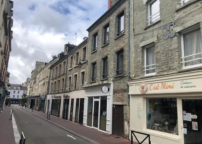 Duplex Parapluies De Cherbourg Netflix Parking