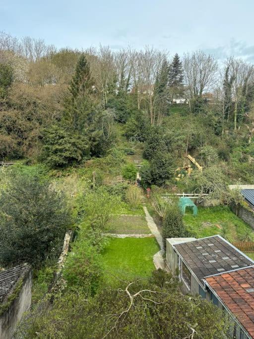 Duplex Parapluies De Netflix Parking * Cherbourg-en-Cotentin